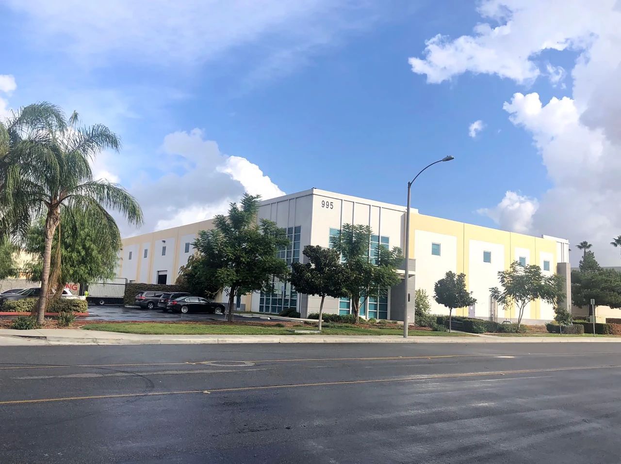 ���h���H����}